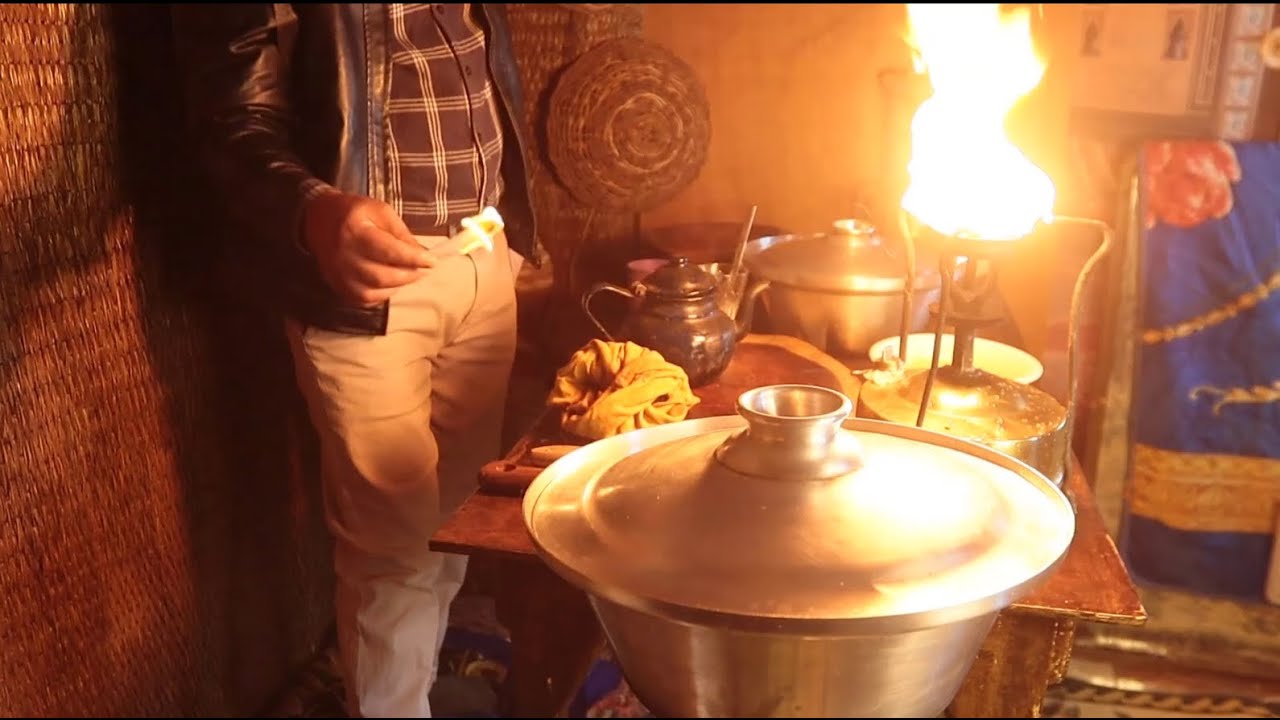 احلى اكل ودفى على بابور الجاز بطعم وريحة الزمن الجميل تم رفع الاضاءة تلبية لطلب احد المتابعين😴 🔥🔥🔥