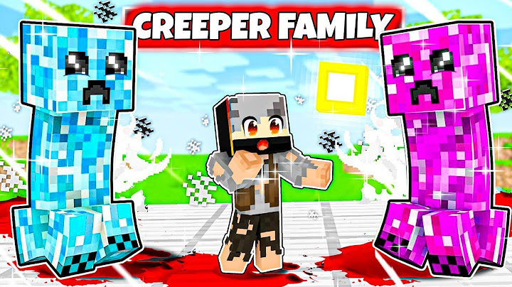 FOUND by the CREEPER FAMILY in Minecraft! (Hindi)