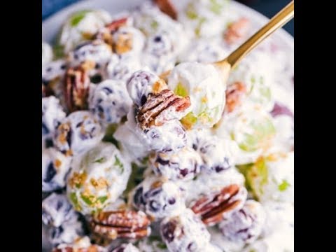 CREAMY GRAPE SALAD