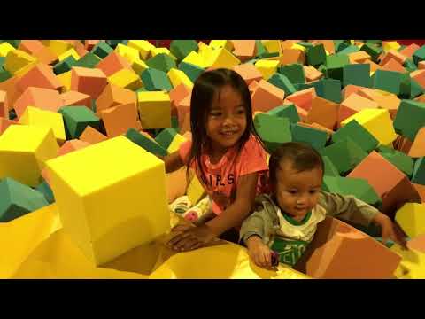 zara-main-di-angry-birds-activity-park-johor-bahru-|-fun-playground-for-children