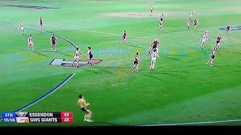 Tim Taranto gets the Giants going