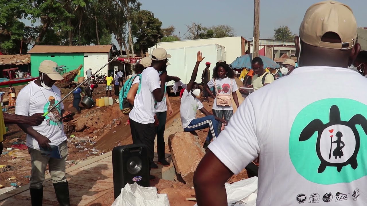 7,5 toneladas de lixo fora das costas da Guiné Bissau