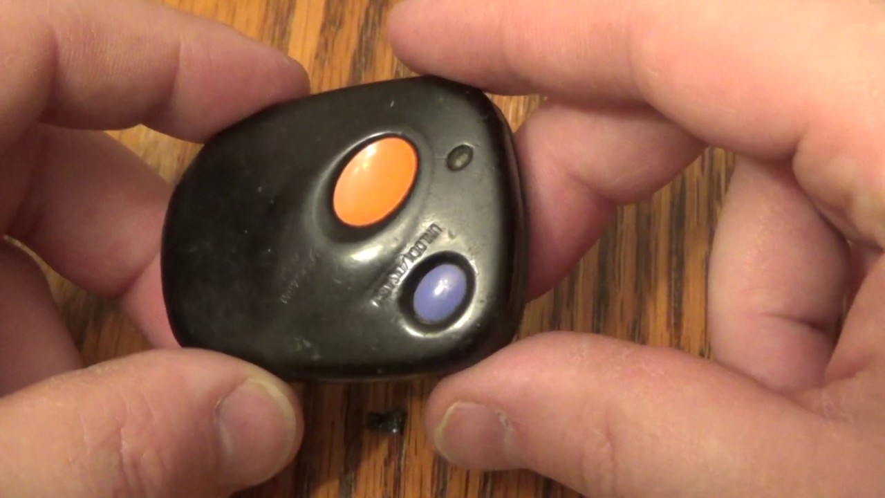 DIY - Subaru Forester/Outback/Impreza Key Fob Battery replacement - YouTube