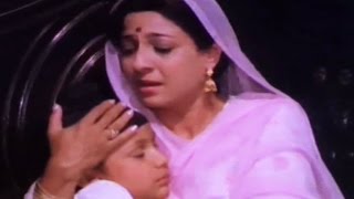 Song from movie ucha dar babe nanak da (1982) singer : sarabjeet singh
starring, gurdas mann, priti sapru, kulbhushan kharbanda, mehar
mittal, aruna irani, t...