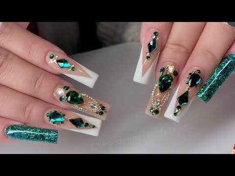 green press on nails | Green nails, Neon green nails, Nails