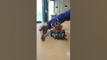 Ultrasonic sensor with microbit