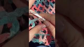 Mesh market bag using Bernat Handicrafter yarn in coral seas #cottonyarn