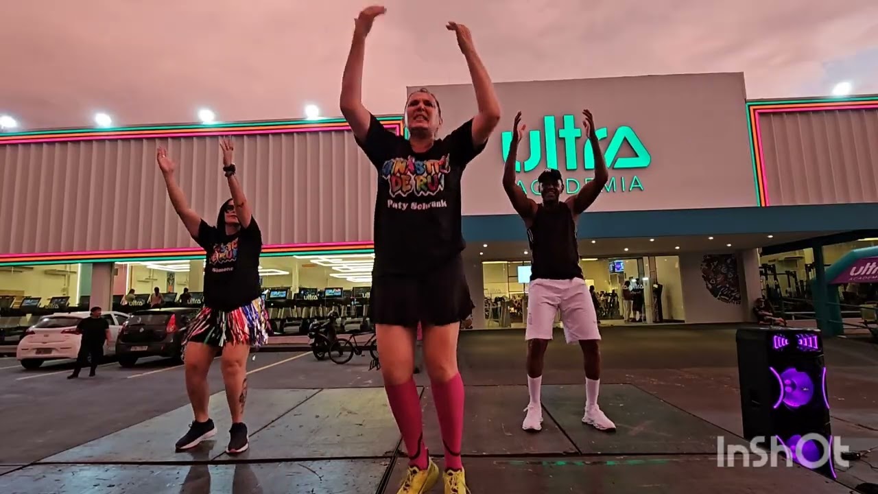 Ginástica de Rua em clima de Pré-Carnaval na Ultra Academia RC! #77