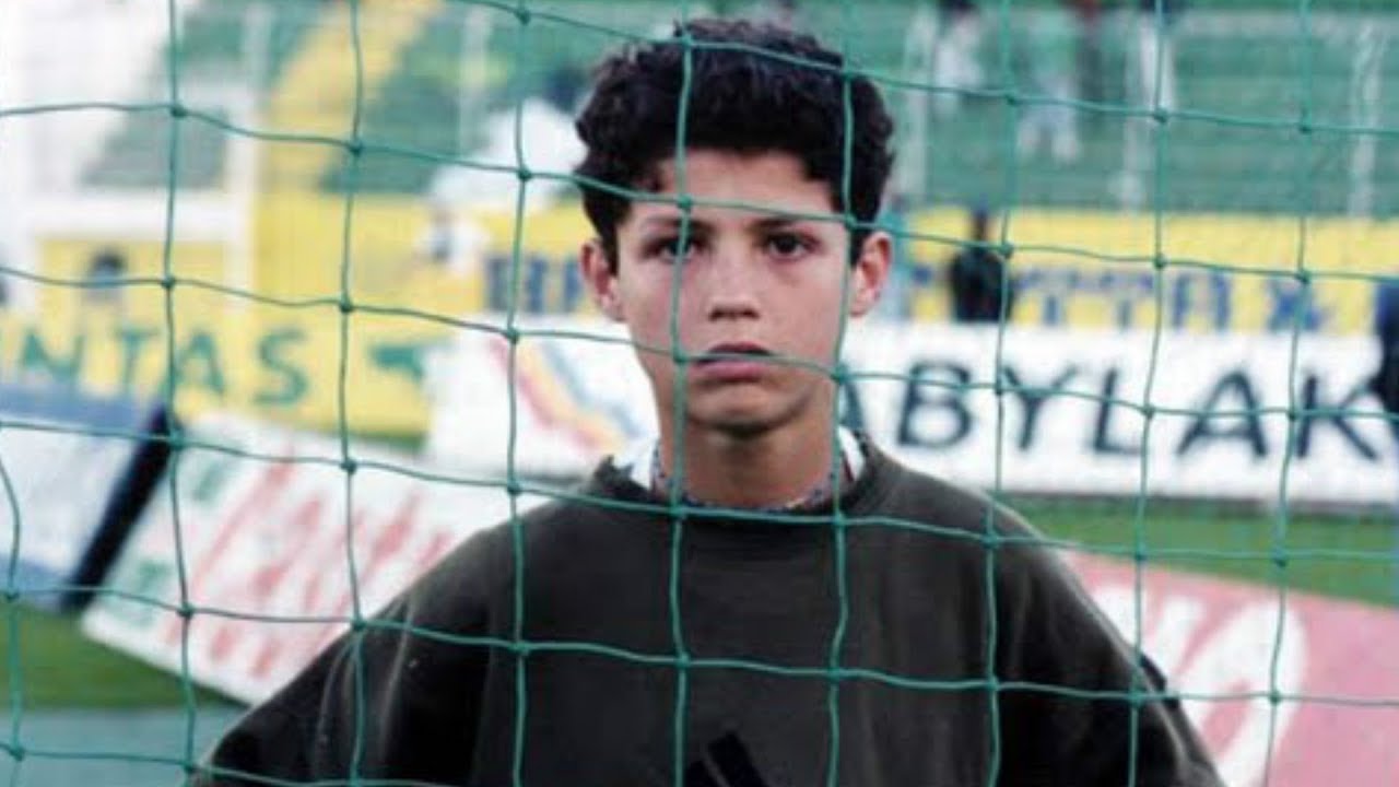 FOTBOLLSSPELARE NÄR DE VAR SMÅ