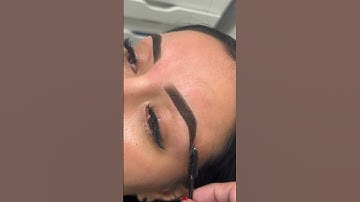 Brow wax & Tint #browwax #browtint #browshaping #browmapping