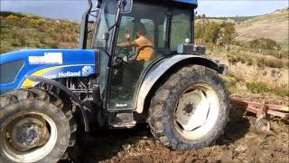 New Holland  T4050 DELUXE con Quadrivomere GHERARDI