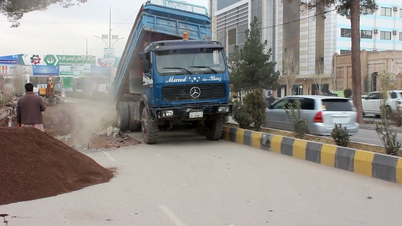 آغاز کار اعمار فاز دوم پروژهء بزرگ زیرگذر در مرکز شهر هرات