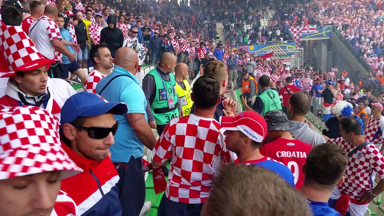 Croatian Hooligans Croatia Czech Republic Uefa Euro 16 France Youtube