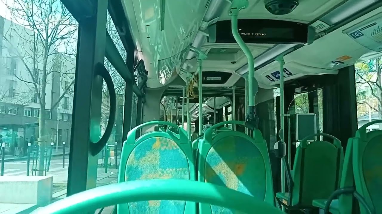 Bus 143 RATP - Urbanway 18 N°4003 La Courneuve - Aubervilliers RER --- Rosny-sous-Bois RER