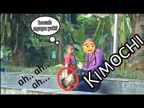 PRANK_Pake ketembat Sampe MENDESAH KEENAKAN ditempat umum malah TERCYDUK(Prank Indonesia)