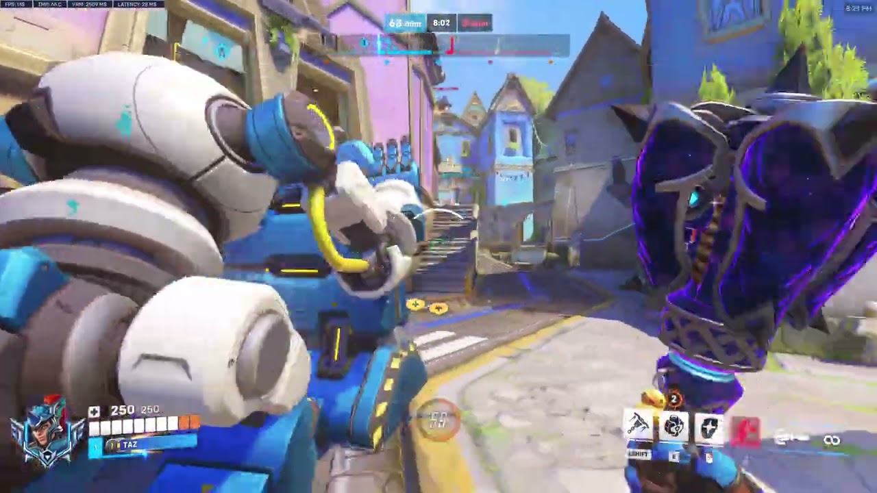 When a random top 500 Joins my diamond pleb Game