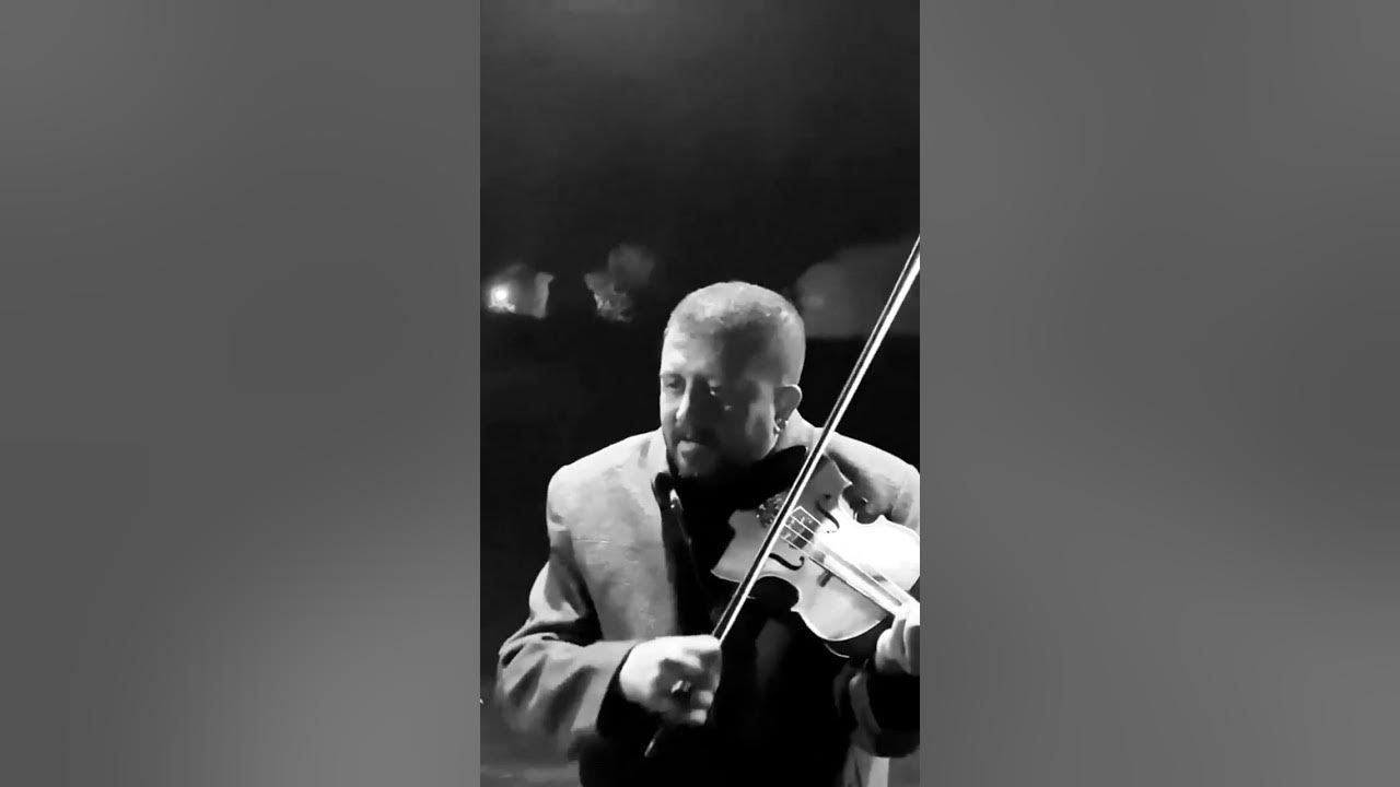 Müslüm gürses | Mutlu ol yeter... 🍷      @aran.okan | konuşan keman. #music #müslümgürses #arabesk