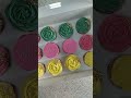 Pretty cupcakes| Buttercream| Decorating techniques and Ideas| Flowers| Rose|