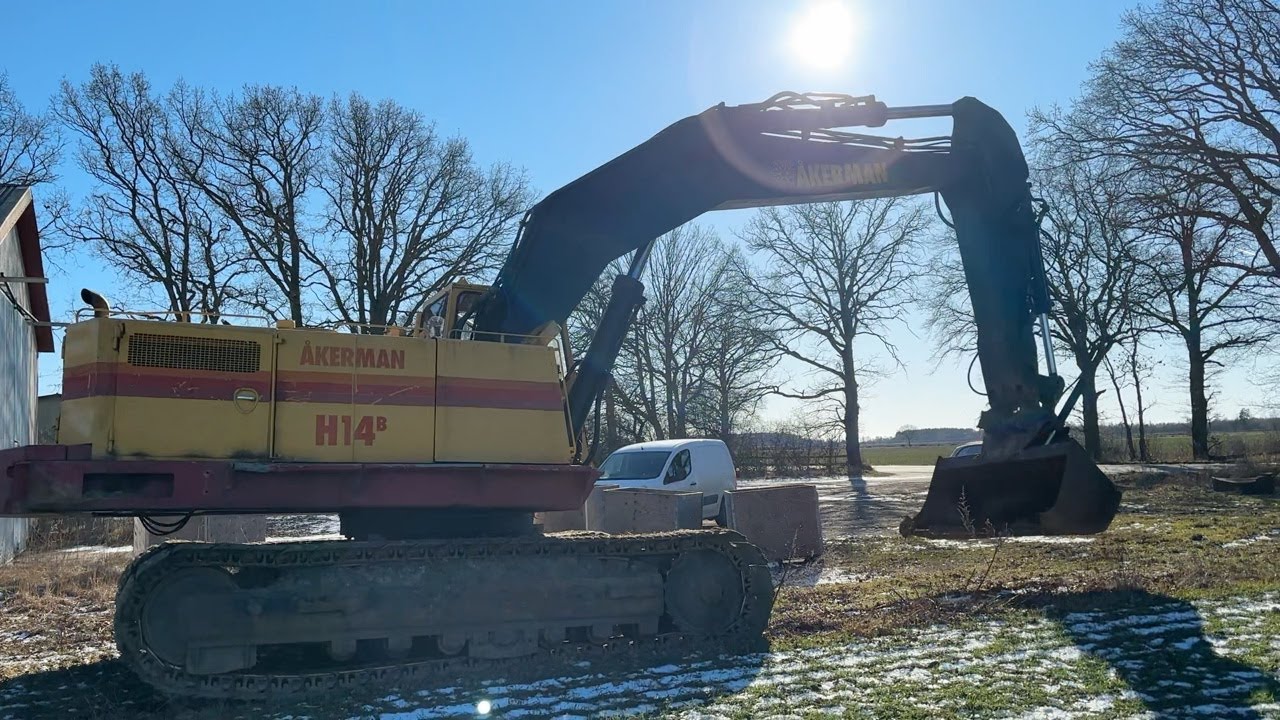 Köp Grävmaskin Åkerman H14B på Klaravik