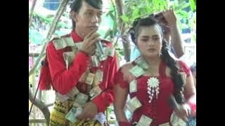 GENDING-GENDING PERDANA.. DUNG -DUNG ANAK VC IWAN OBAMA DAN NENG TINA MELINDA VERSI BINTANG BUDAYA