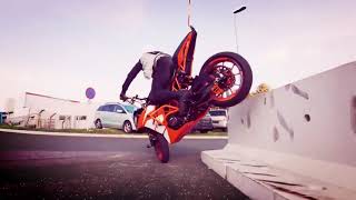 Best bike whatsapp status , lover action stunt love 2019 bullet st...