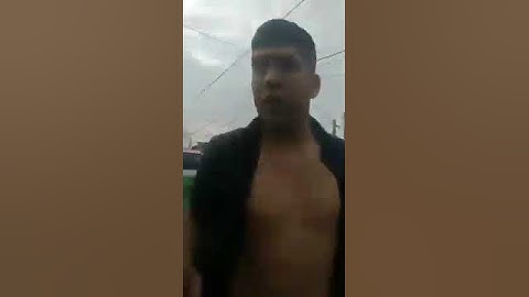 POLICIA ARGENTINA Mano a Mano con delincuente LE ROMPE TODO SI TE RIES PIERDES VERSION ARGENTINA