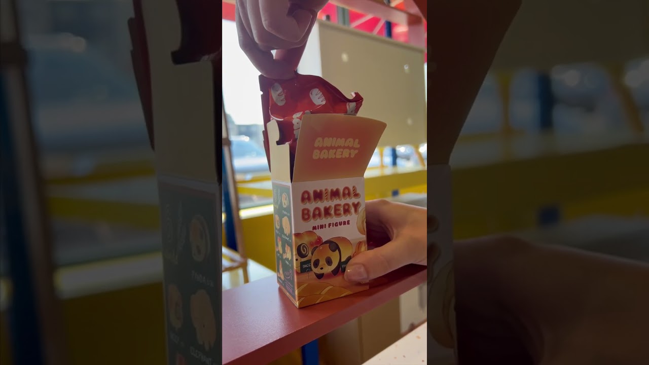 🥐 Get ready for some super satisfying ASMR as we unwrap these adorable Animal Bakery figures