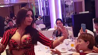 Najla Ferreira Belly dancer in Dubai performing in Singapore الراقصه العربيه البرازيليه نجلاء