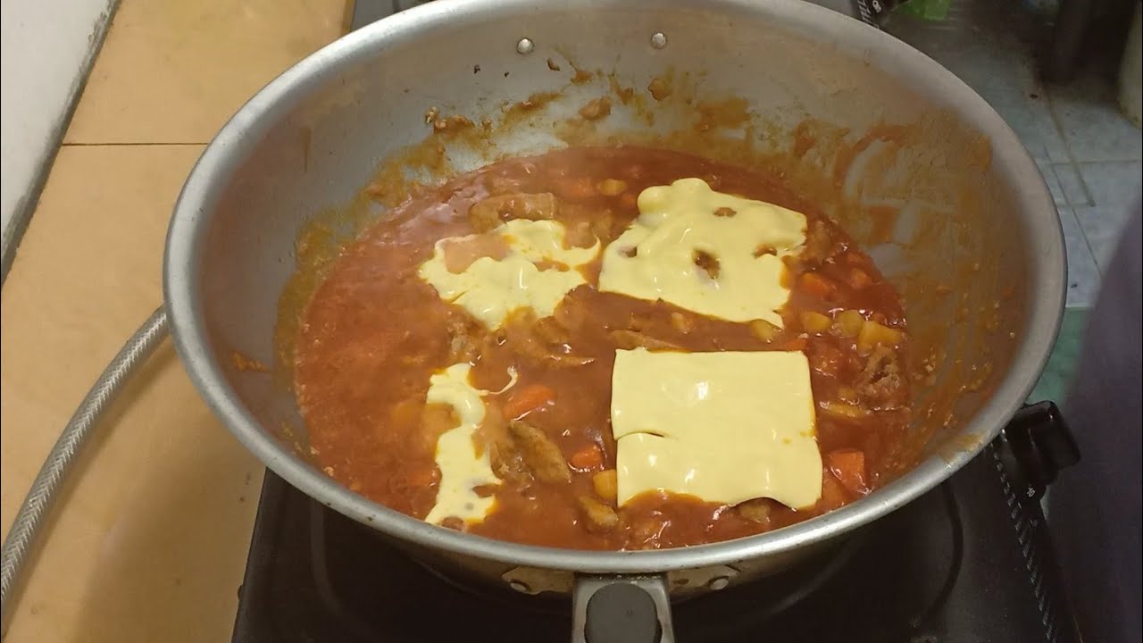 How I Cook My Pork Menudo With Cheese Youtube 
