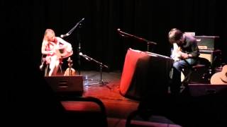 Sharon Shannon & Alan Connor playing Cavan Potholes. chords