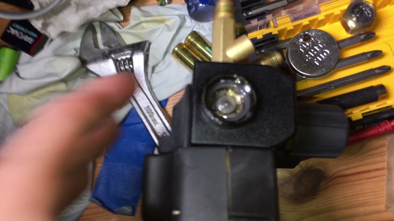 I never had a set of A/C gauges fail like this before in over 40 years. I like these gauges SM480V