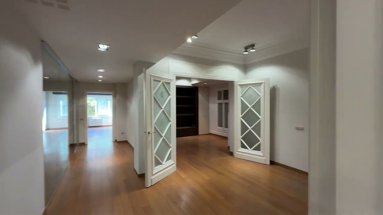 PISO EN VENTA EN AVENIDA PAU CASALS (BHHS-BCN-0740)