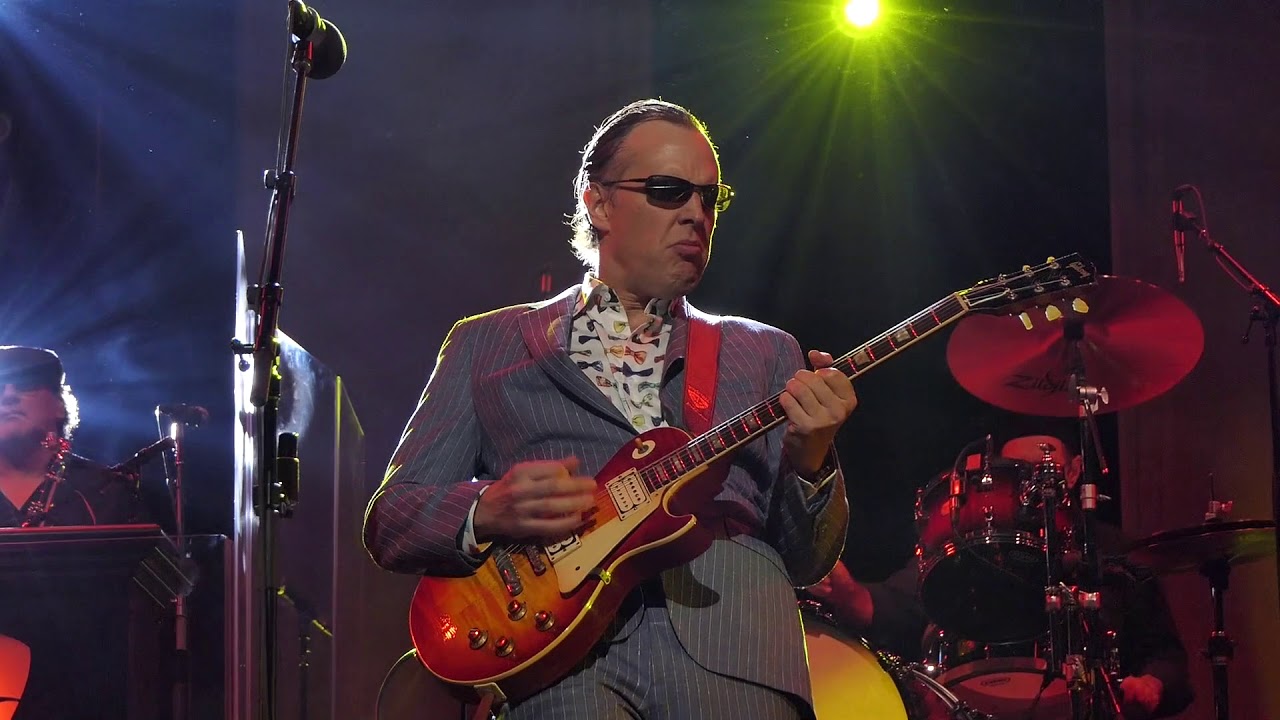 Joe Bonamassa - Evil Mama - 11/30/18 Queen Elizabeth Theatre ...