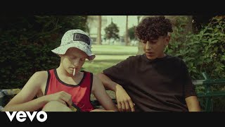 Video thumbnail of "Helmi sa7bi, Willy - Corri ragazzo (Official Video)"