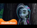 Monster High | Monster High Picture Day Gone Wrong?! 📸 | Full Scene | Nickelodeon UK