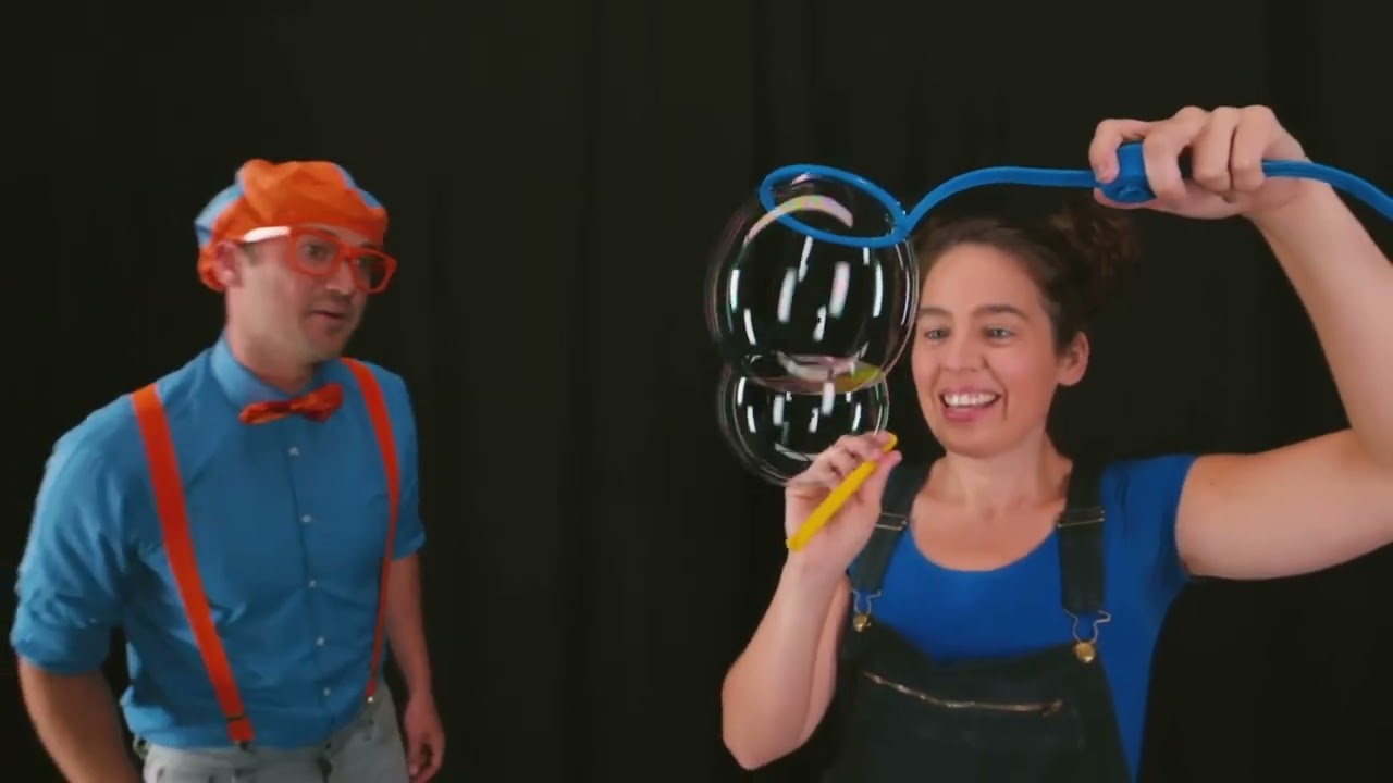 🔺 Learn Shapes & Make Big Bubbles | Fun Educational Video with Blippi