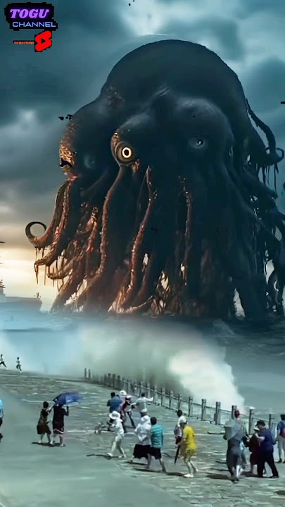 monster gurita raksasa di atas laut