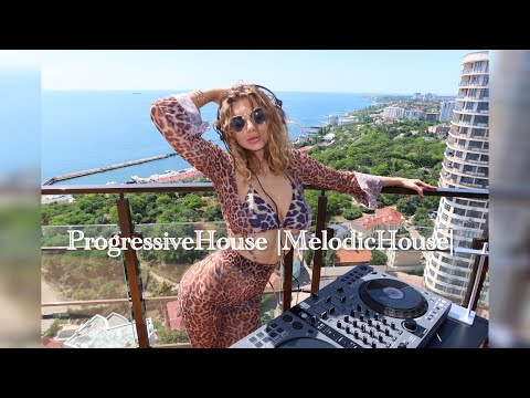 DJ Girl “Odessa 2025” 🇺🇦“Melodic House” “Black Sea” @LAURALEEDJ