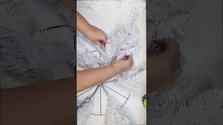 Winter Snowflake Wreath Dollar Tree DIY #dollartreediy #winterdiy Crafty Little Beach