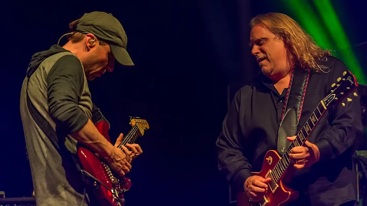 Umphrey's McGee (w/ Warren Haynes) - "Little Gift ...