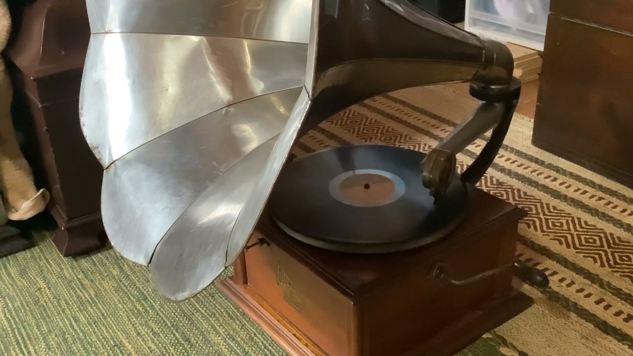 ビクターラッパ蓄音機 貴重！ 当時物のラッパ型蓄音機を出張買取させて