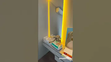 Туалетный столик с зеркалом и подсветкой в спальню