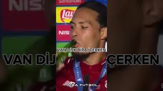 Van Di̇jk İçki̇ İçerken Ronaldo Ve Messi̇ Namaz Kiliyordu