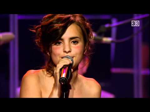 Andrea Motis & Joan Chamorro Grup - " Desafinado " (Off Key)