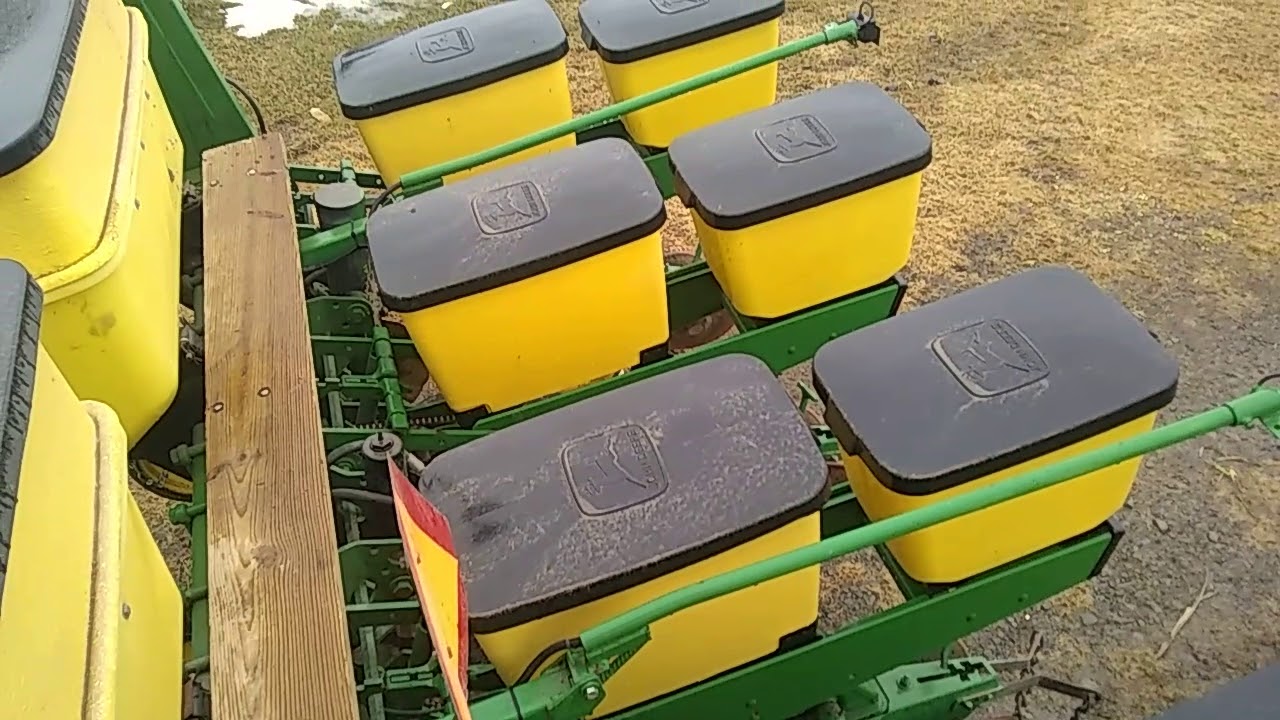 It s Here John Deere 7200 Corn Planter YouTube It s Here John Deere 7200 Corn Planter YouTube