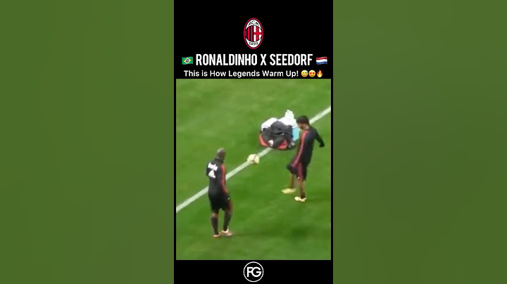 Ronaldinho X Seedorf Crazy Warm Up Skills at AC Milan! 🔥