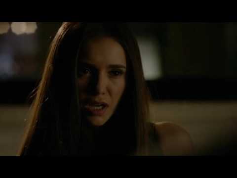 The Vampire Diaries: 8x16 - Katherine's back, pretending to be Elena, talks to Damon and Stefan