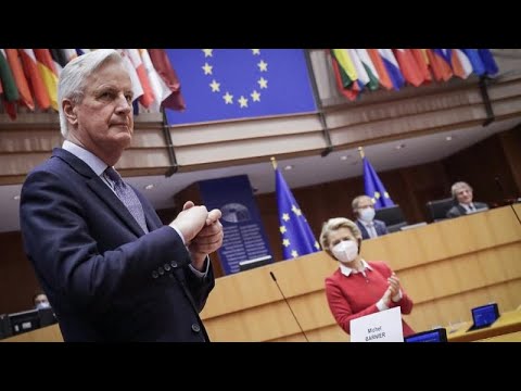 В Европарламенте идут итоговые дебаты о "брексите"