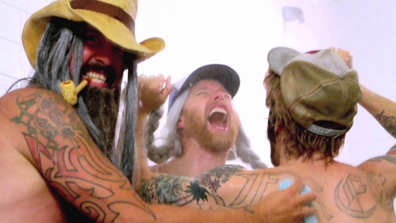 Foo Fighters - Hot Buns UNCENSORED ! - YouTube