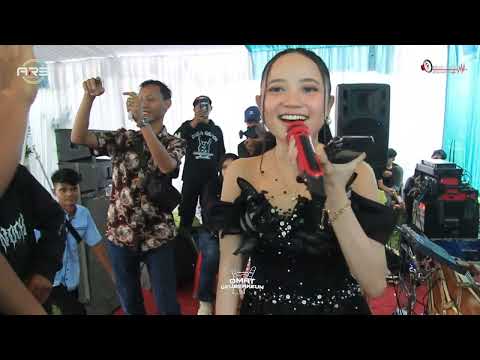 BOJO DUA - ADE ASTRID LIVE ANGKRINGAN TEH ITA